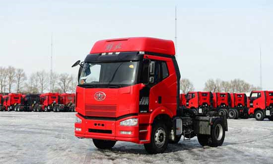 FAW J6P tractor truck